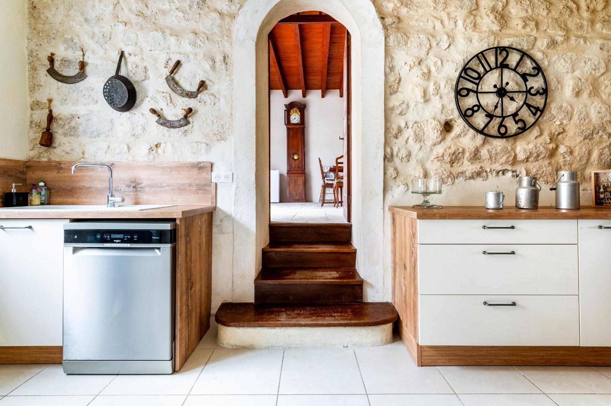 La Closerie D'Escalin Gite 12 Personnes Et Jacuzzi La Garde Adhemar Ngoại thất bức ảnh